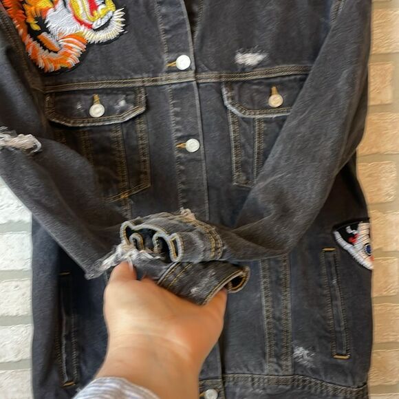 Missguided Oversized Embroidered Jean Jacket - Picture 5 of 7